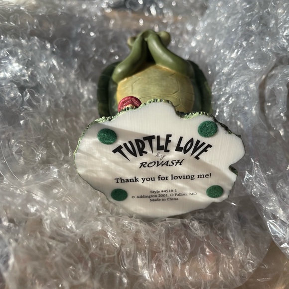 NEW Turtle Love Figurines - Picture 2 of 4